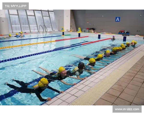 游泳课程纳入学校体育，促进学生全面发展